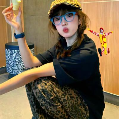 总裁大腿我抱定了